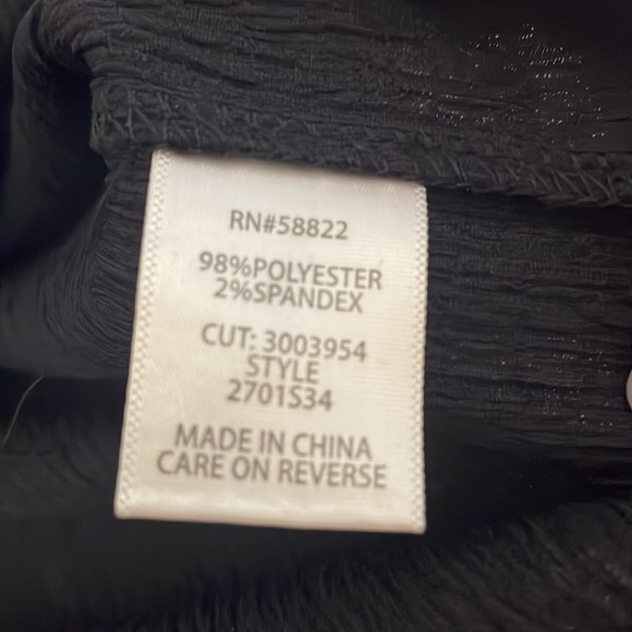 💟Max Studio black crinkle fabric, 3/4 sleeve blouse, NWT, Med - Picture 6 of 11